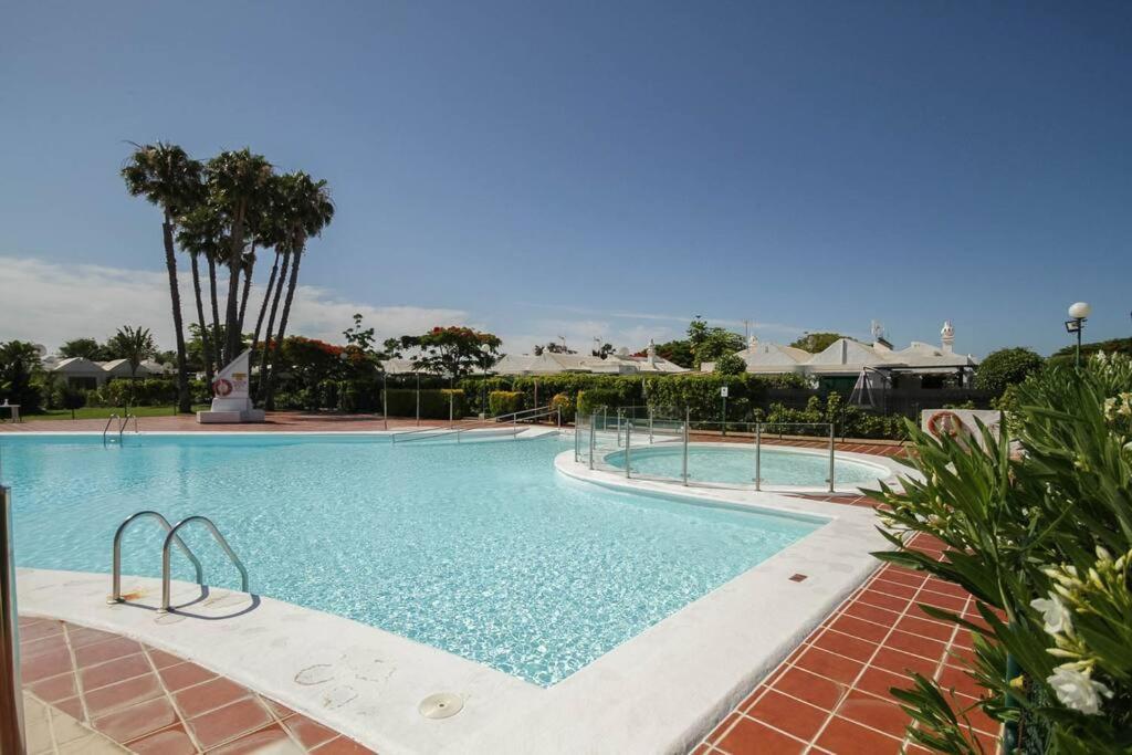 cozy&modern bungalow w/private garden bbq+wifi Maspalomas  Zewnętrze zdjęcie